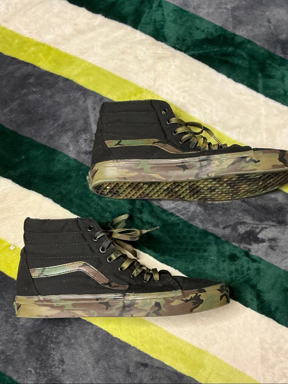 Vans Men Black High-Top Sneakers with Olive Camouflage Trim Size 11 - Picture 13 of 16